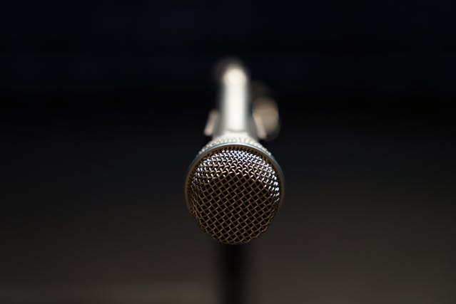 自学练声进度缓慢,为何专业梨花声音教育效率更高?